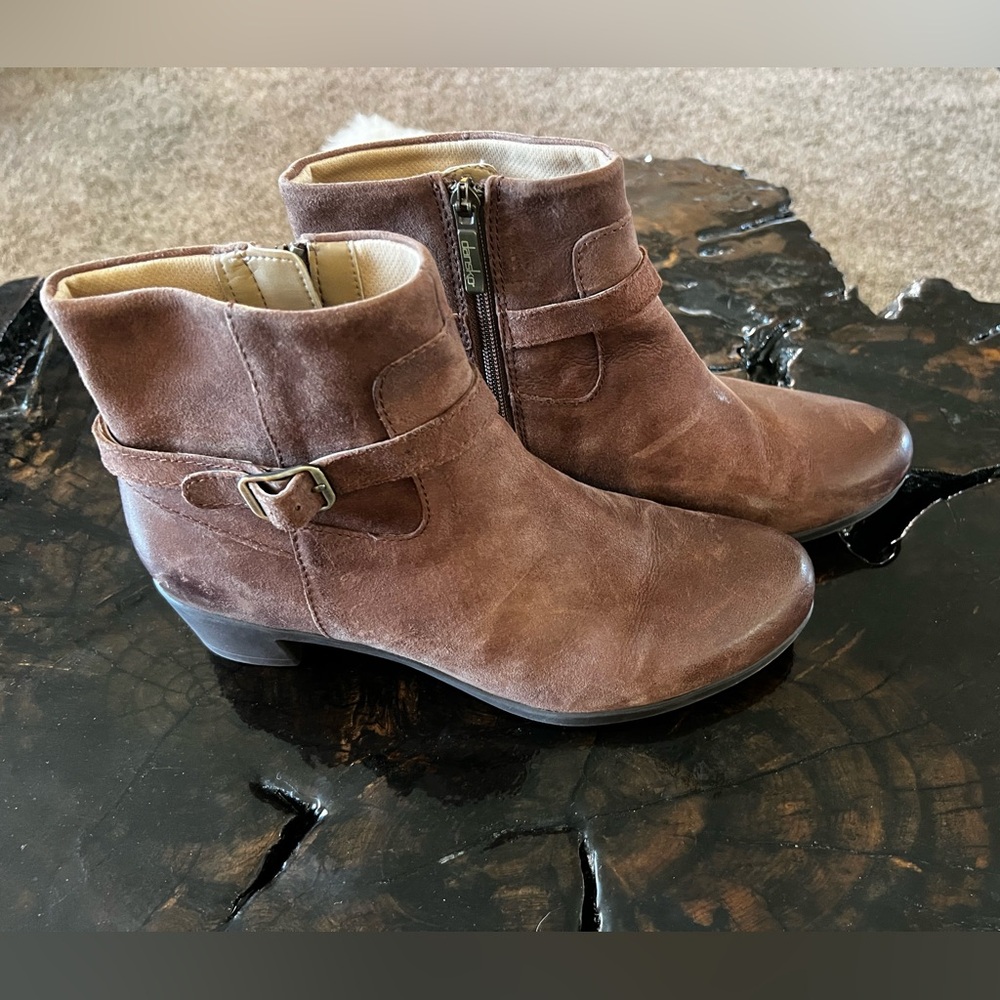 Dansko brown boots size 41
